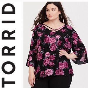Torrid floral blouse